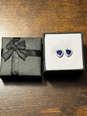 925 Sapphire Heart Stud Earrings - Brand New- Great for kids !!
